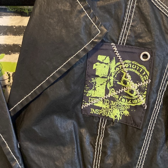 Betty Barley jacket. - Picture 2 of 11